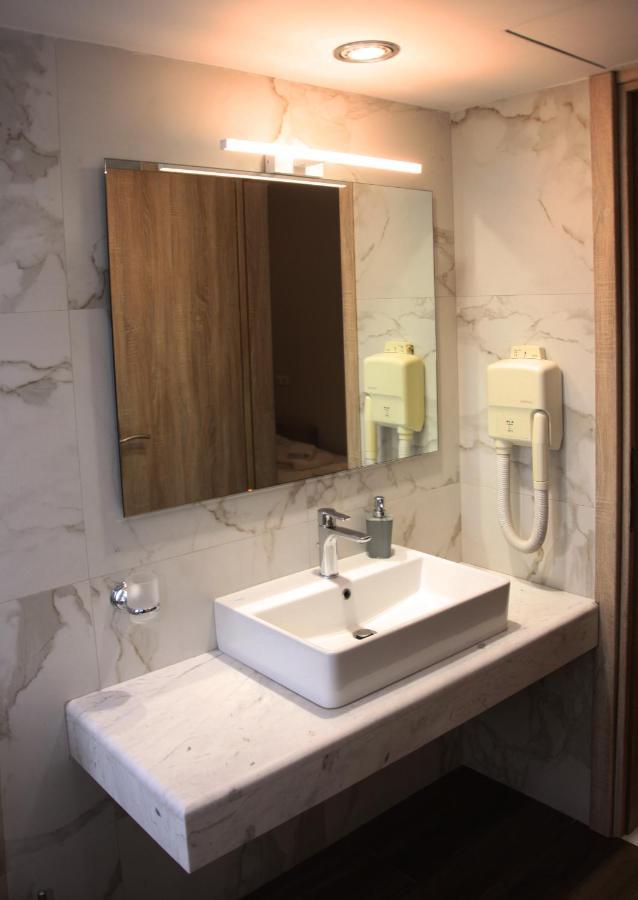 Apollon Filoxenia Hotel Corinth Luaran gambar